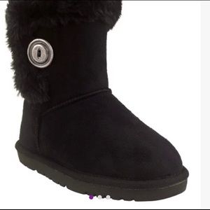 Black Button-Accent Faux Fur-Lined Boot - Girls